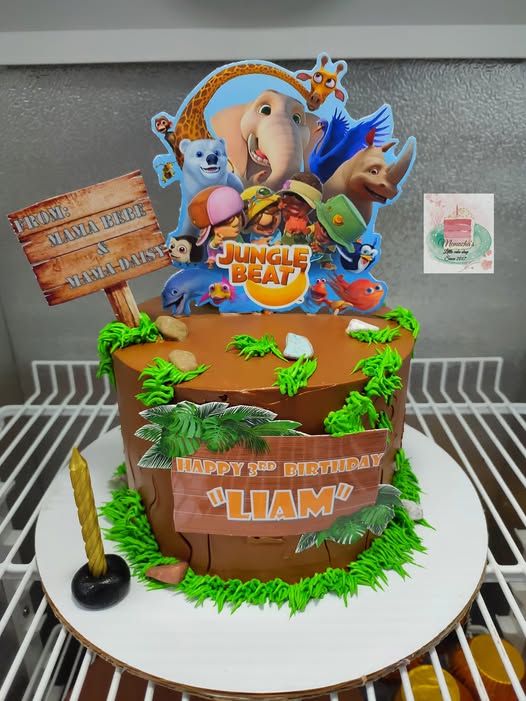 safari jungle beat birthday cake