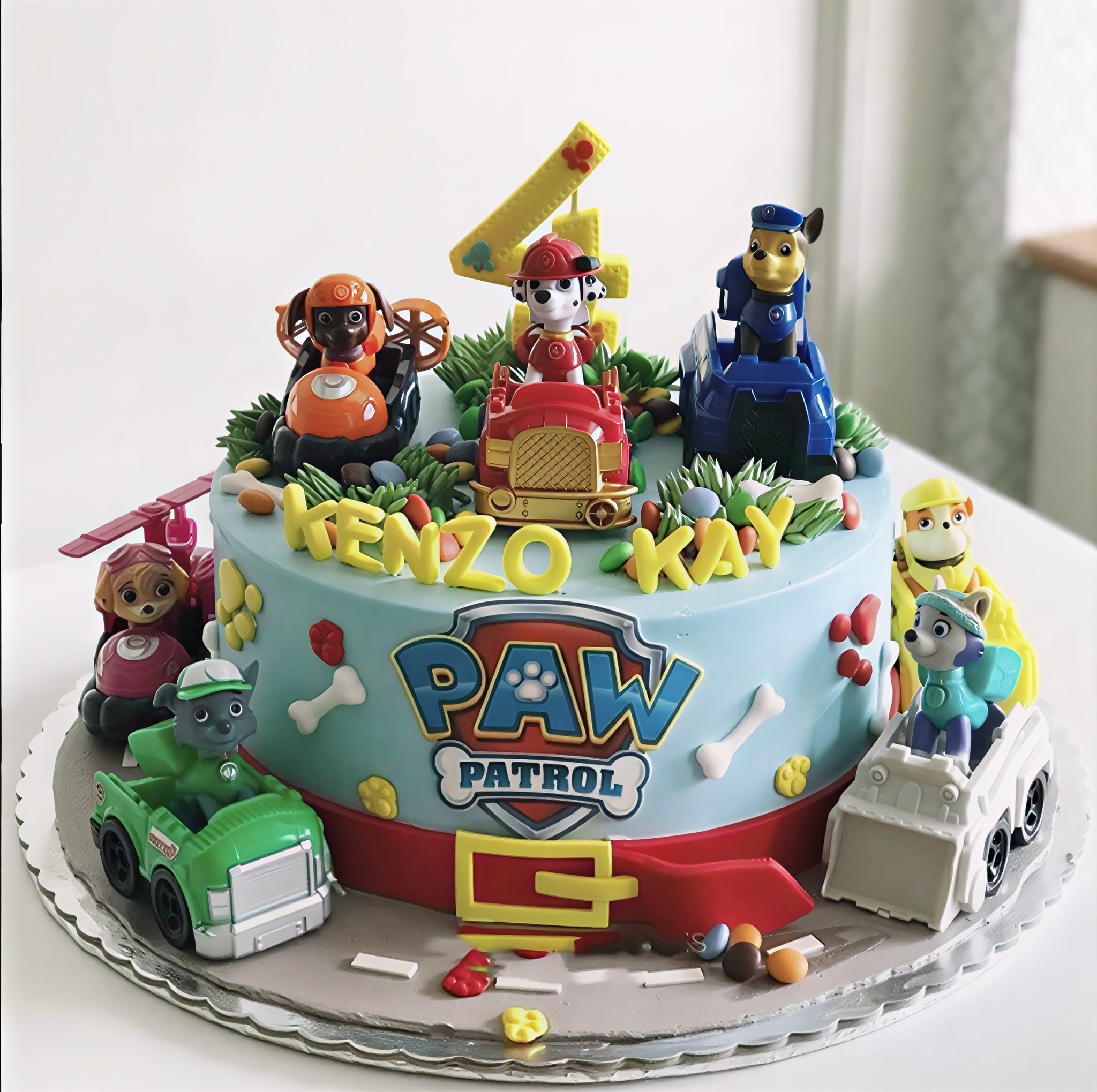 paw patrol ready race rescue birthday cake with Chase Marshall Zuma Rubble Rocky Skye and Everest Toy Figurines