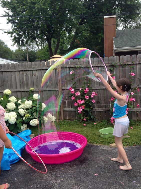 How to Make a Rain Backup Plan for an Outdoor Birthday Party