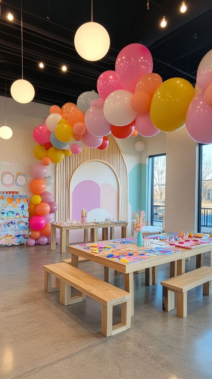Indoor Birthday Party Layout Ideas