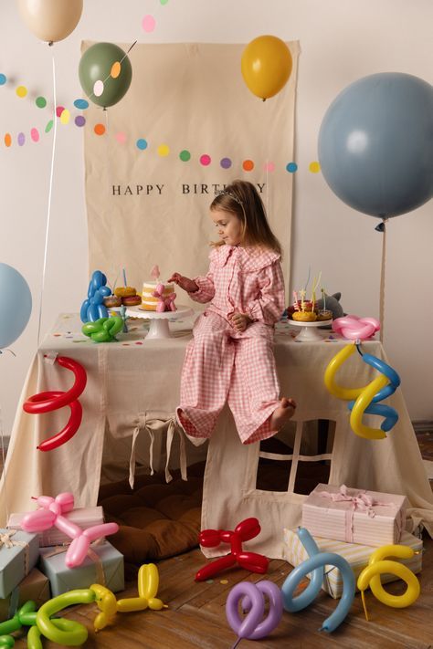 How to Size a Party Banner for Your Party Space